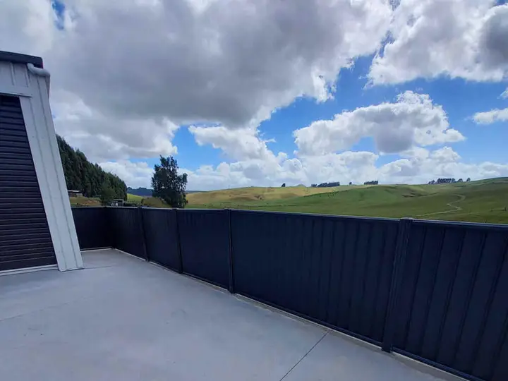 Monument Colorbond fence in Waipahi